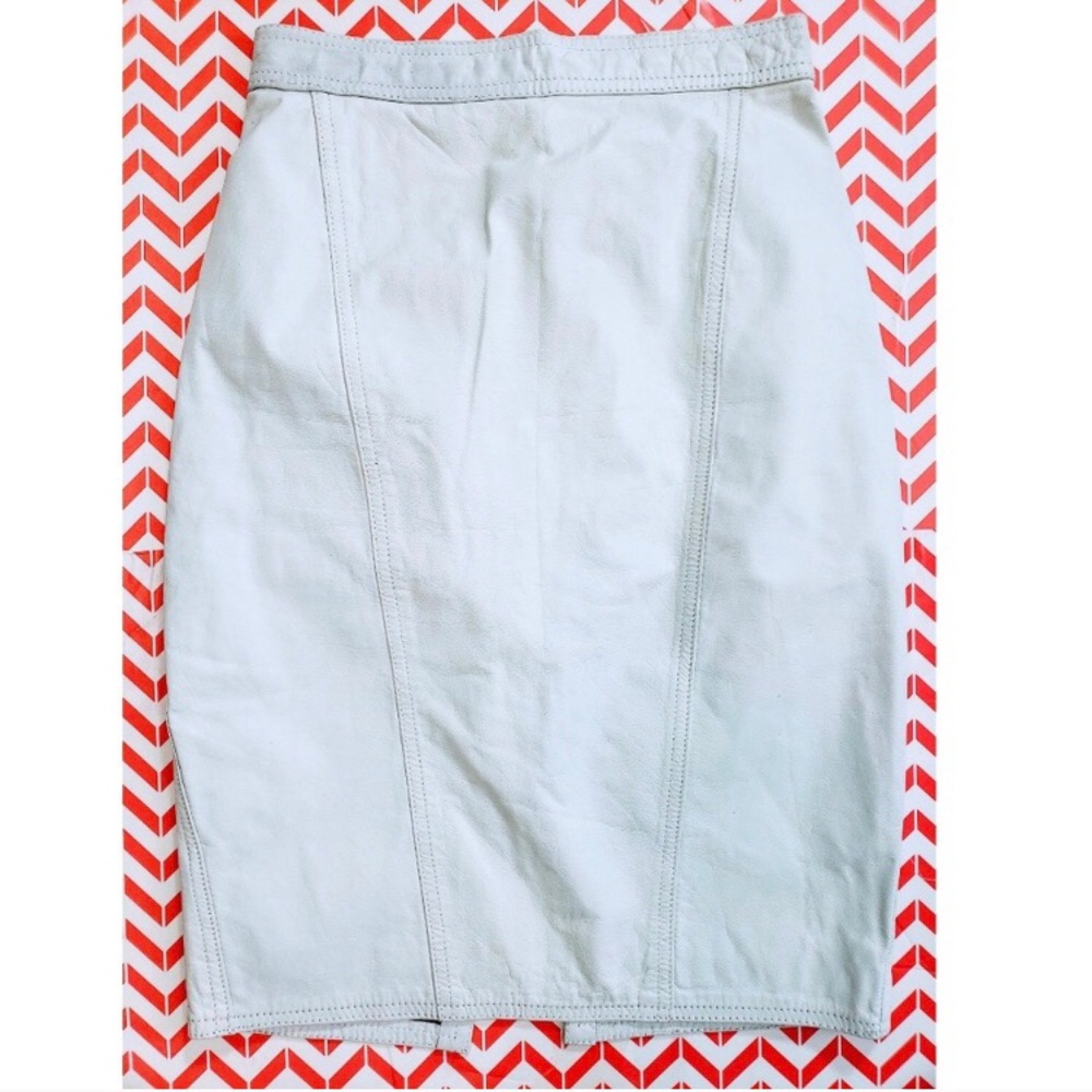 White genuine leather vintage skirt